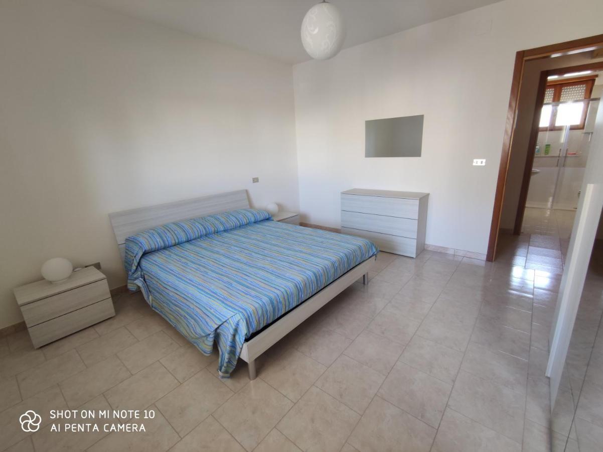 Casa Di Gigi- Comodo Appartamento In กาลาตีนา ภายนอก รูปภาพ