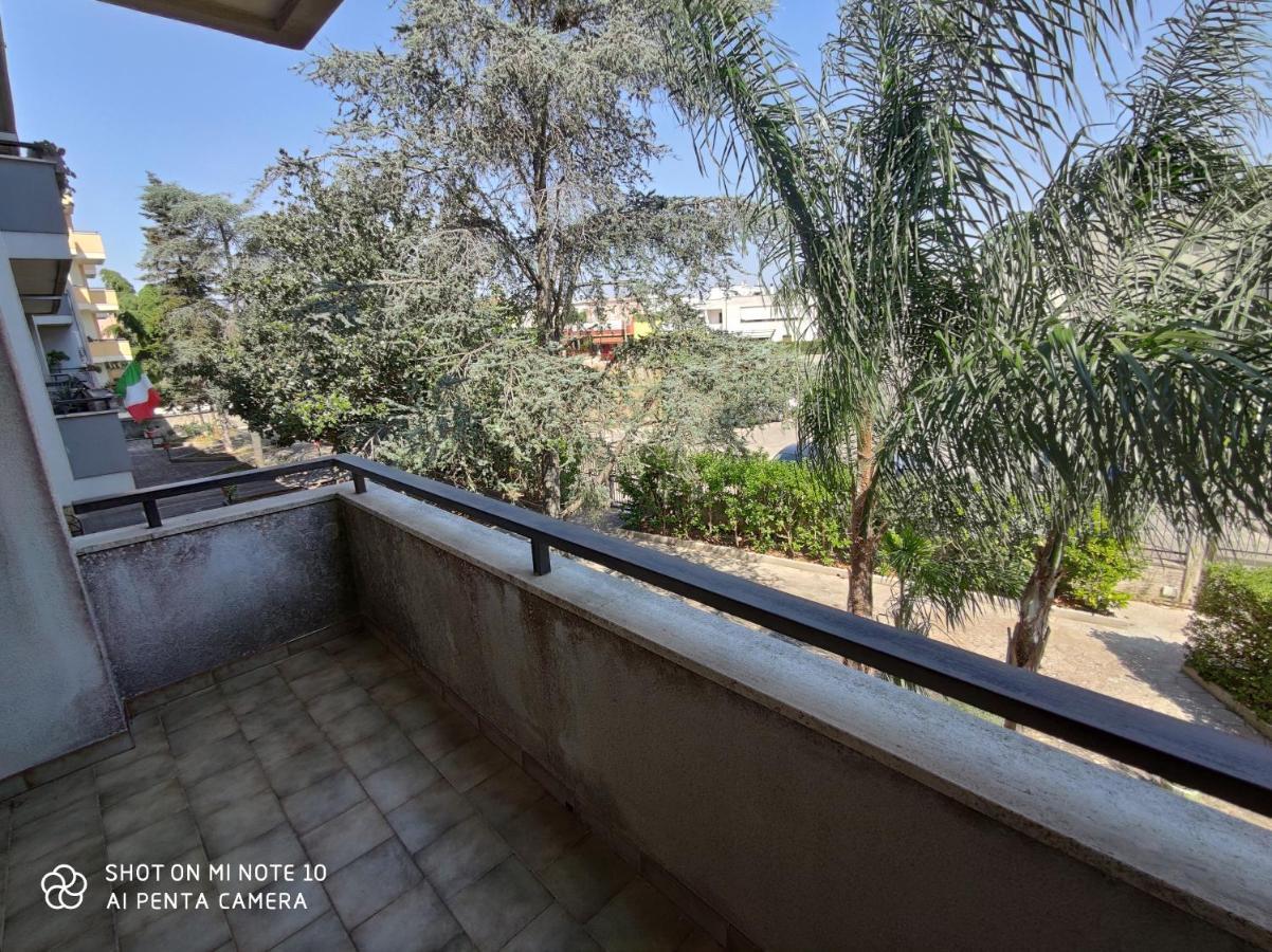 Casa Di Gigi- Comodo Appartamento In กาลาตีนา ภายนอก รูปภาพ