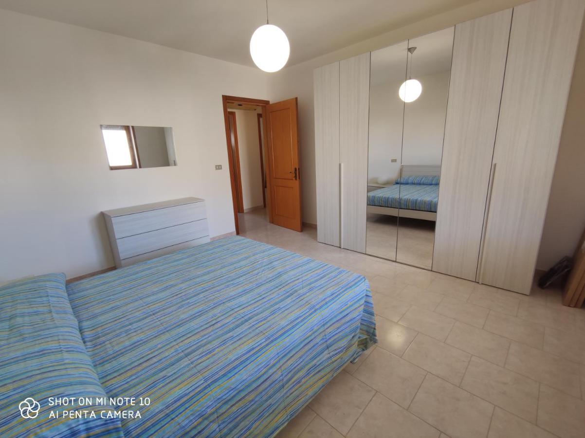 Casa Di Gigi- Comodo Appartamento In กาลาตีนา ภายนอก รูปภาพ