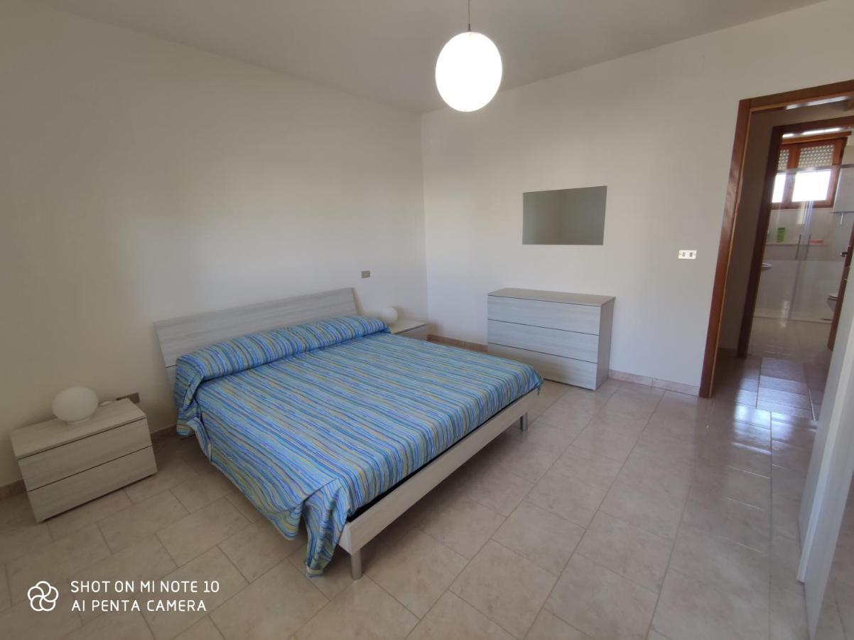 Casa Di Gigi- Comodo Appartamento In กาลาตีนา ภายนอก รูปภาพ