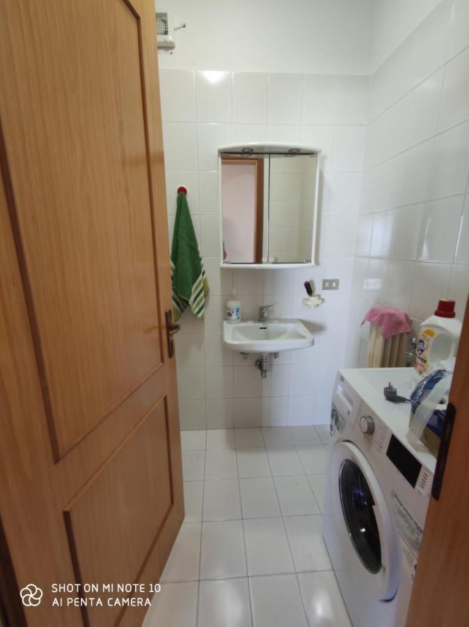 Casa Di Gigi- Comodo Appartamento In กาลาตีนา ภายนอก รูปภาพ