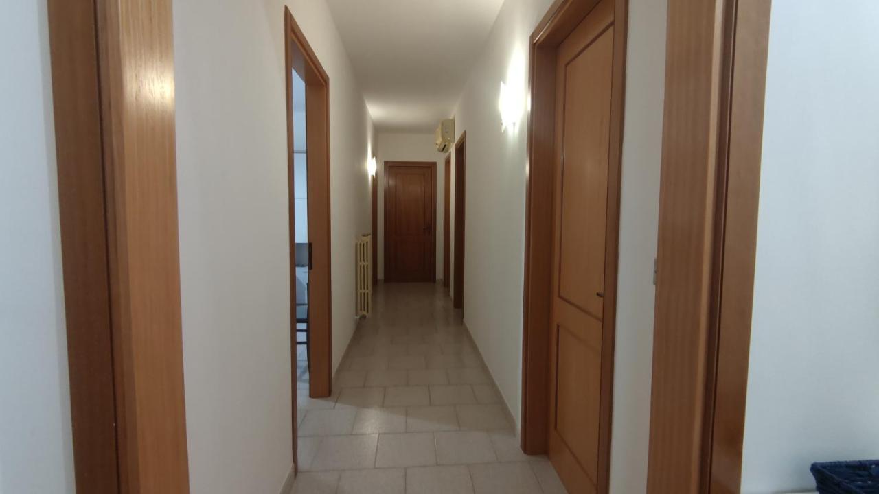 Casa Di Gigi- Comodo Appartamento In กาลาตีนา ภายนอก รูปภาพ